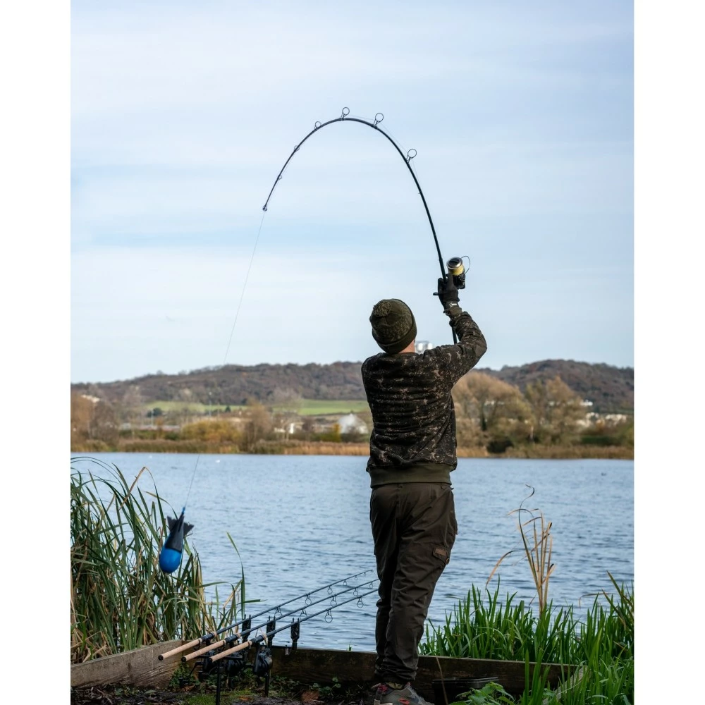 Bait Rocket Nash Micro Dot Spod Black/Blue 6 Bait Rocket Nash Micro Dot Spod Black/Blue – Image 4